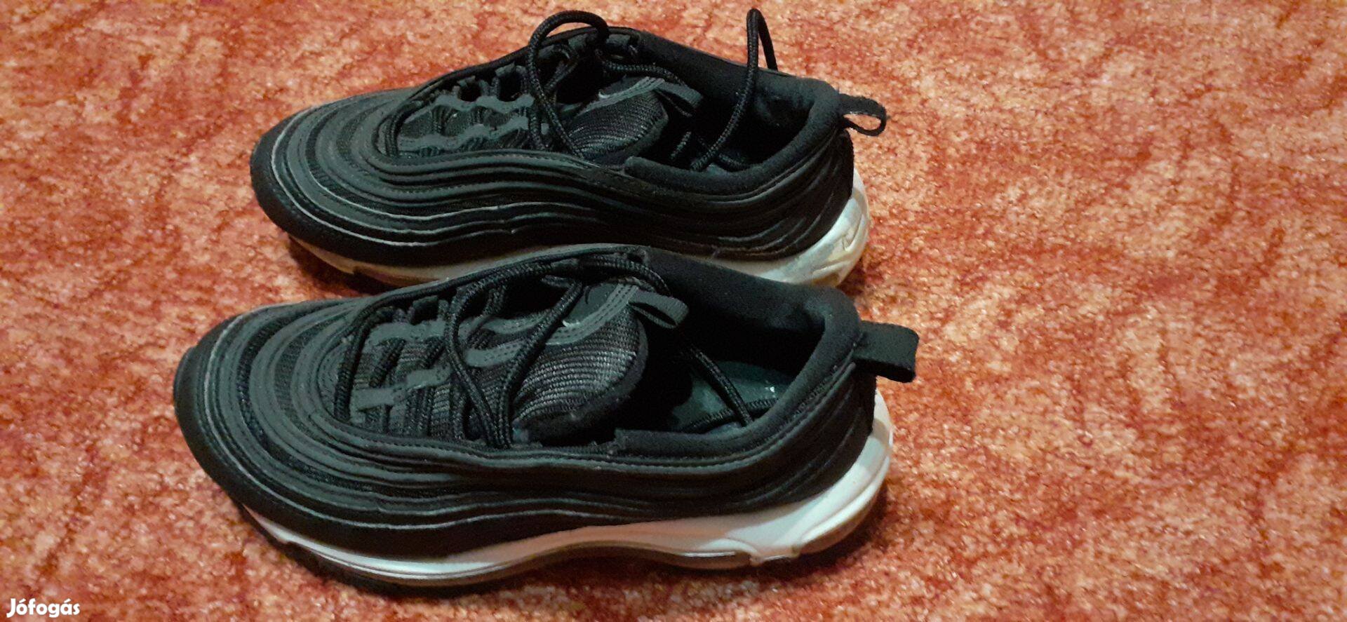 Nike air max fekete női cipő 37,5-eredeti, boltban vásárolt