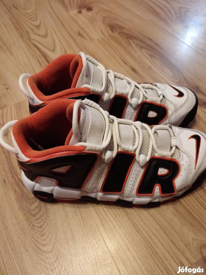 Nike air uptempo