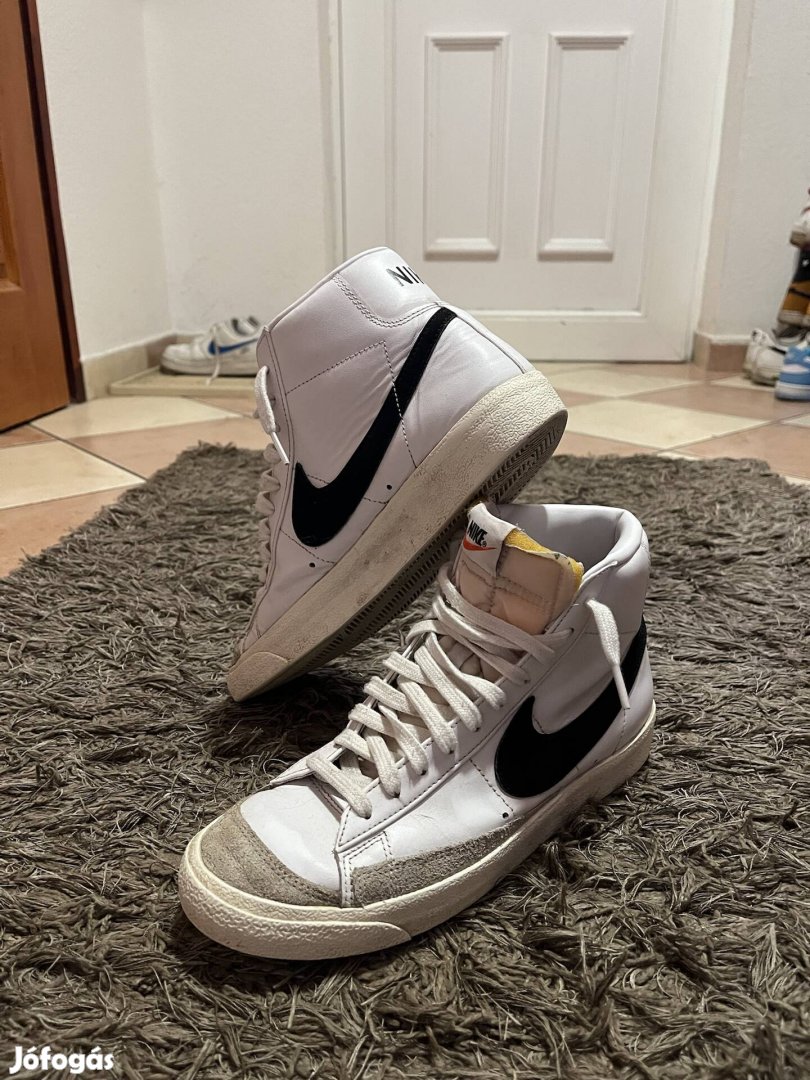 Nike blazer mid 77