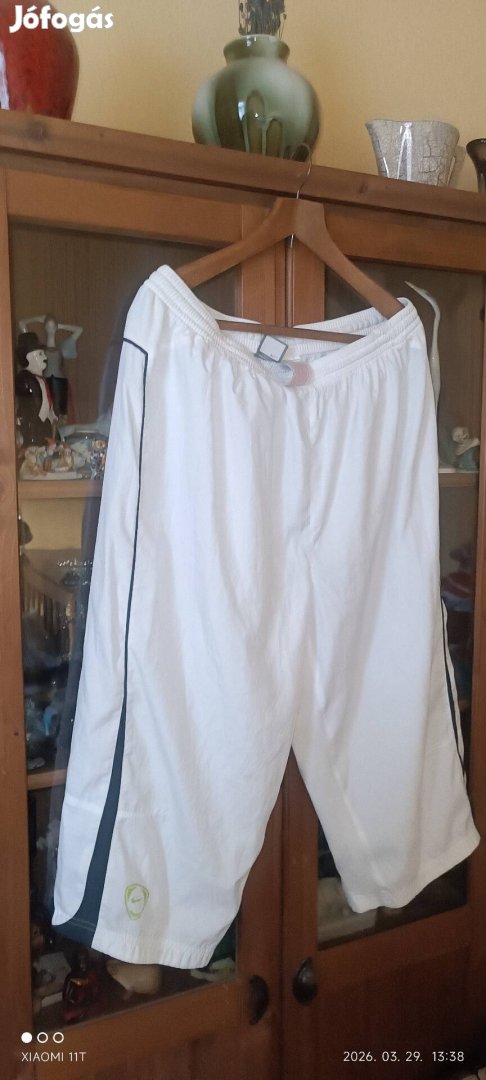 Nike bő lezser kiváló állapotú rövidnadrág . Utánvét