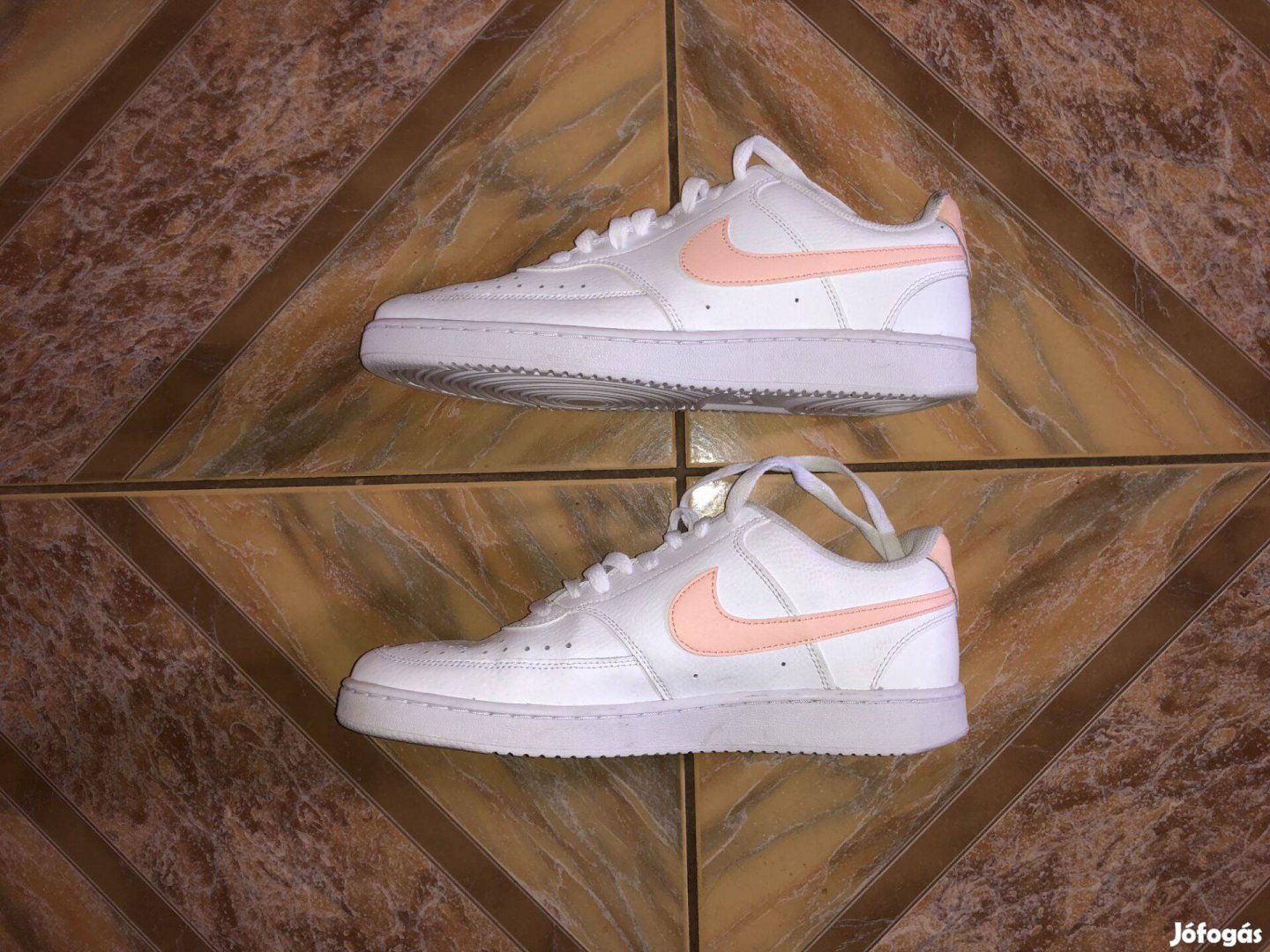 Nike bőrcipő 42-es!