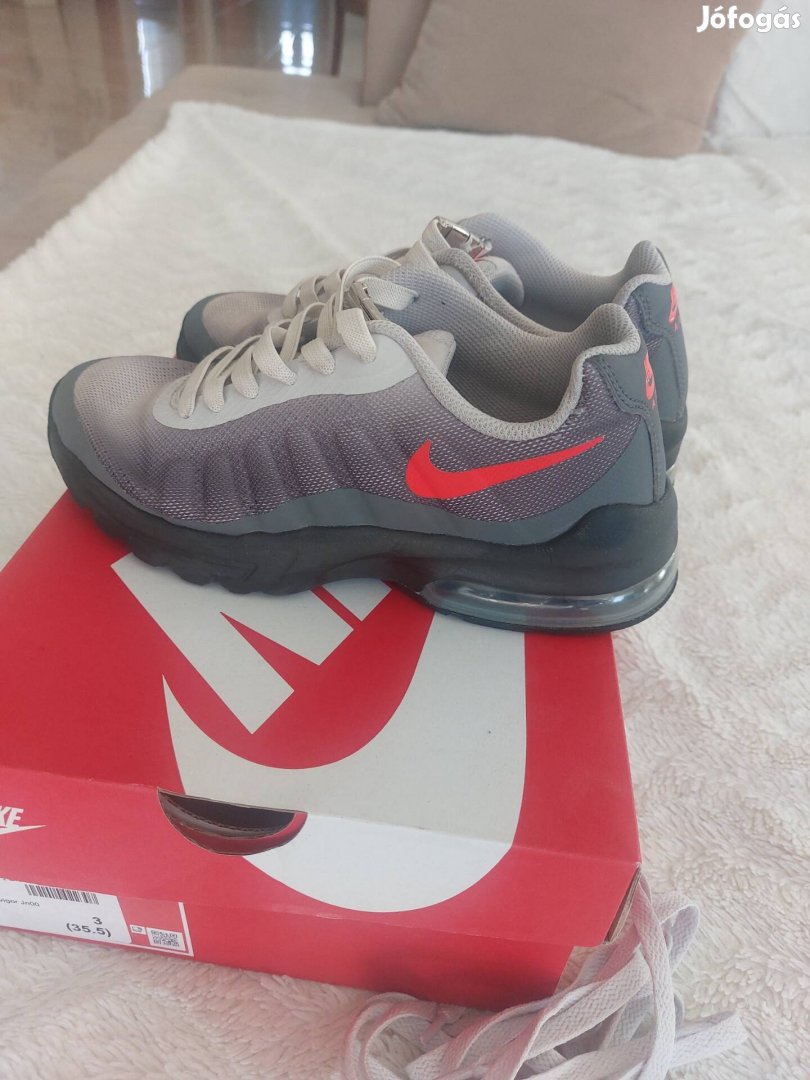 Nike cipő 35,5