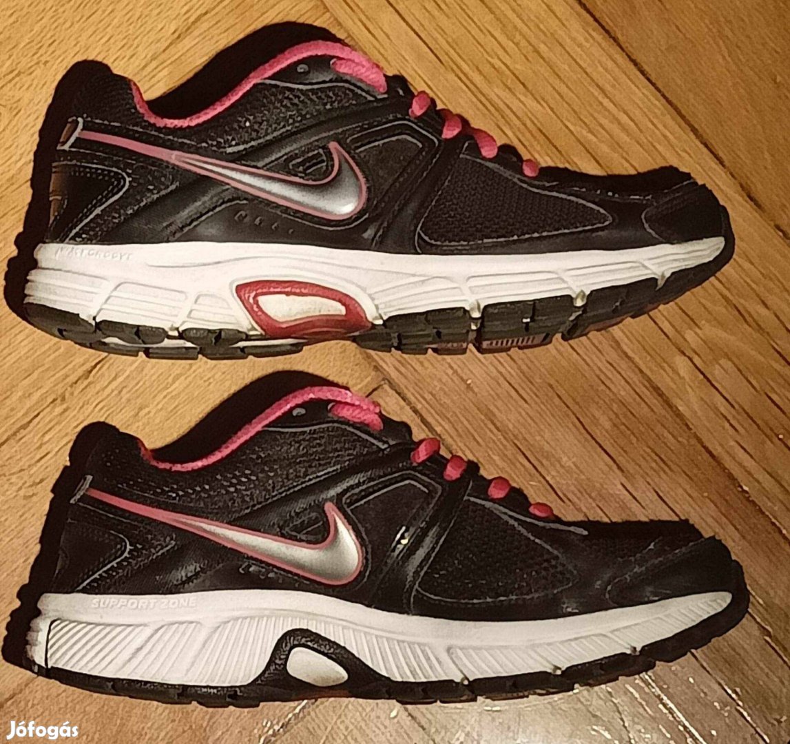 Nike cipő 36 os méret