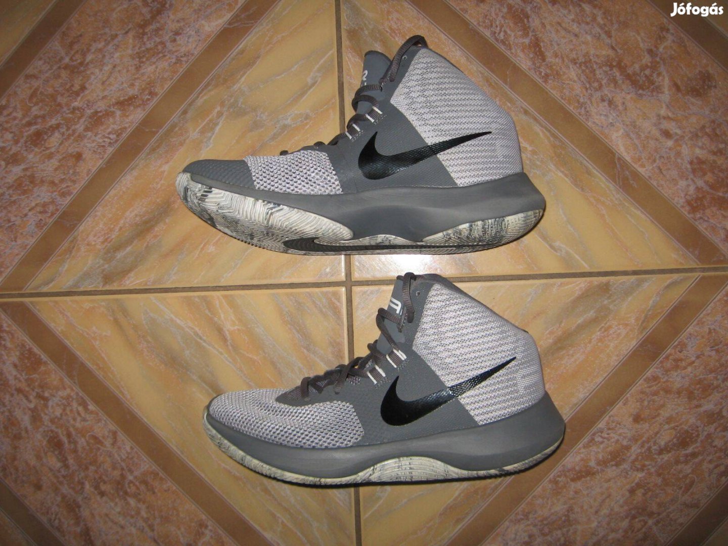 Nike cipő 40-es