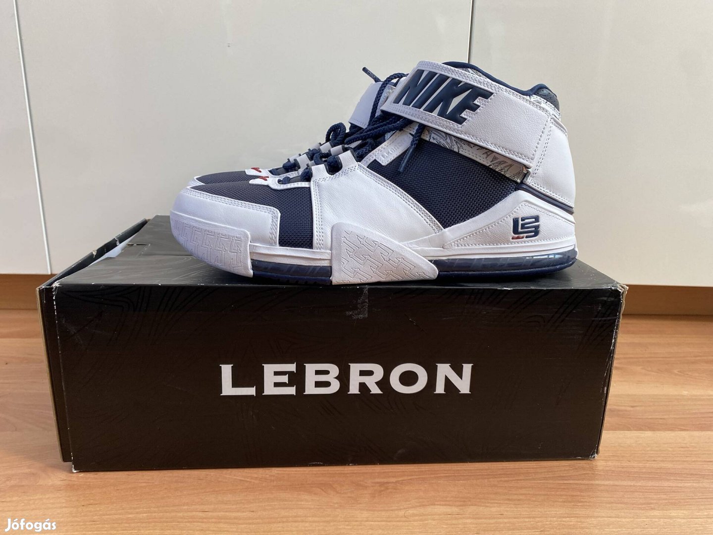Nike cipő Eladó Új