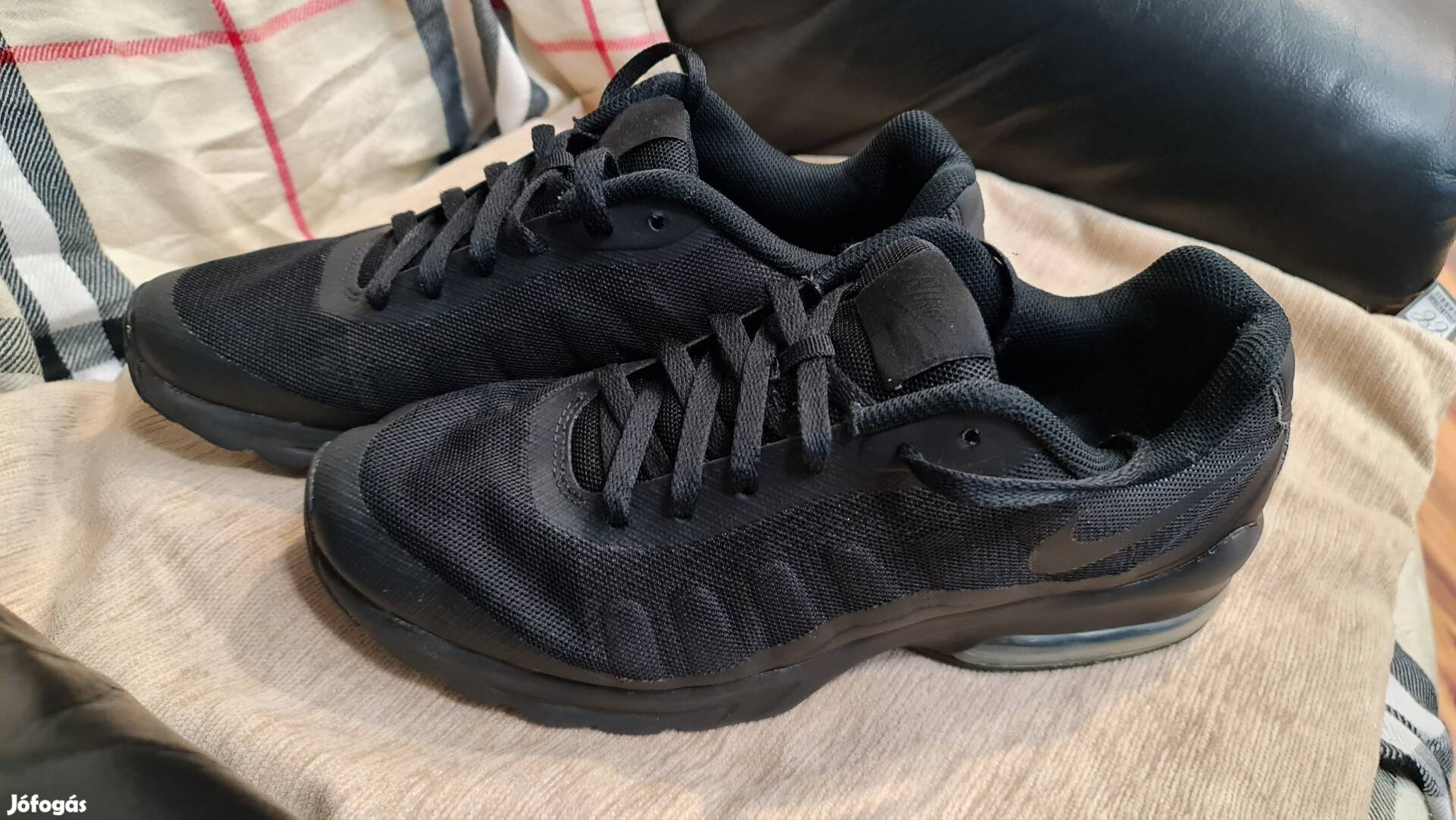 Nike cipő (45) eladó!