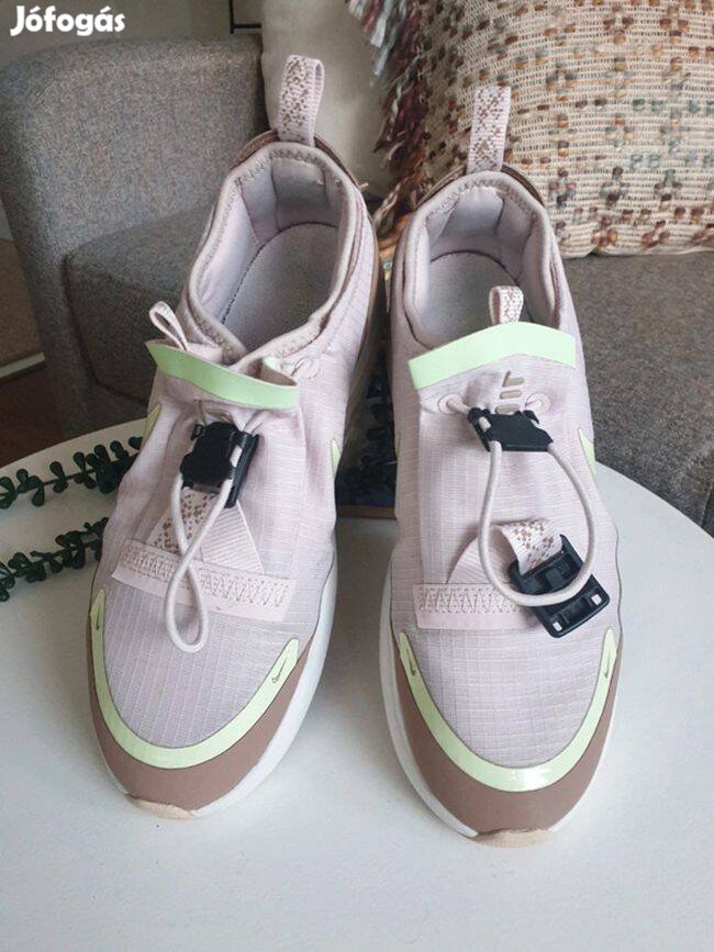 Nike cipő - 41