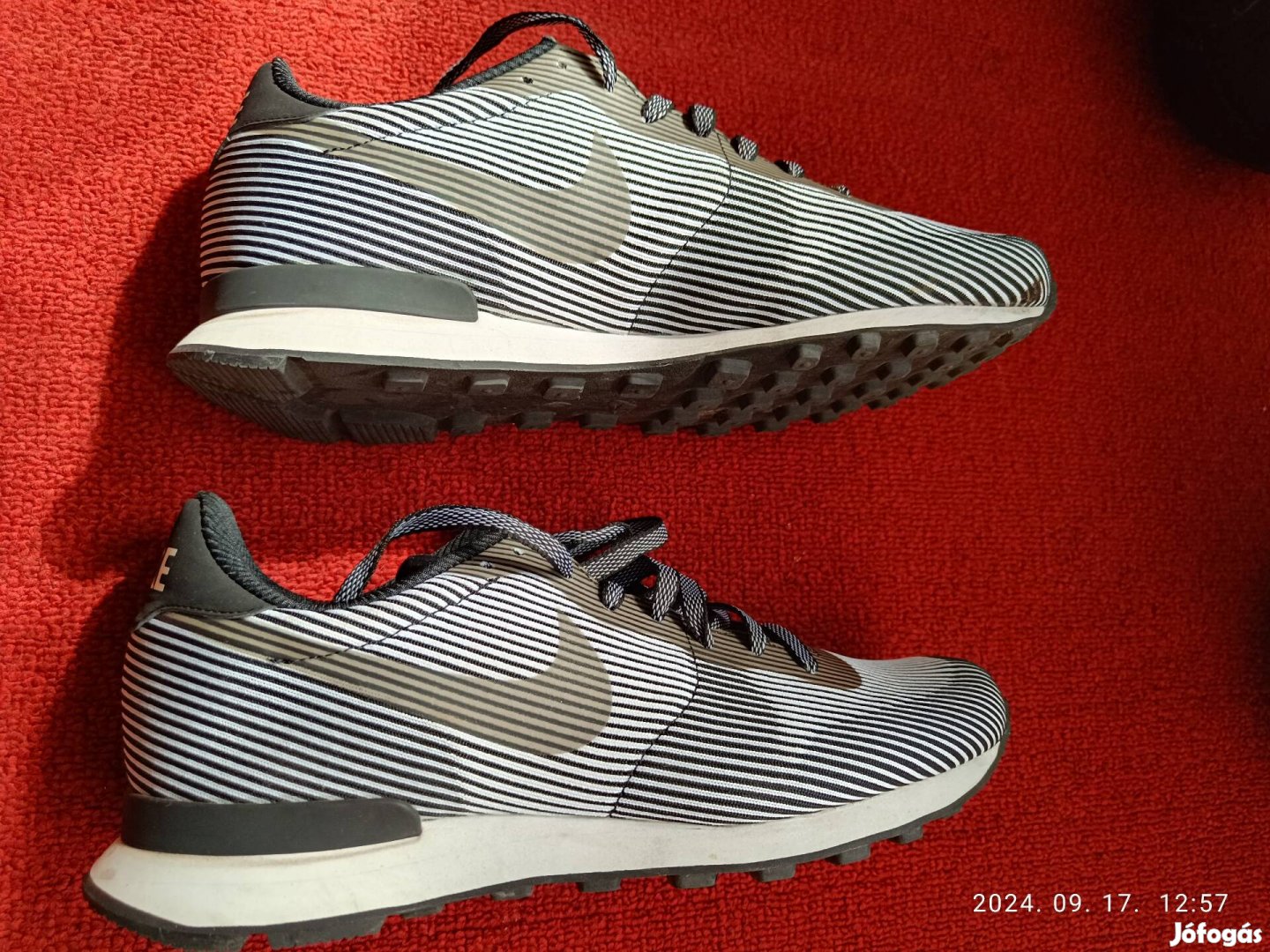 Nike cipő ( kétszer volt rajtam)
