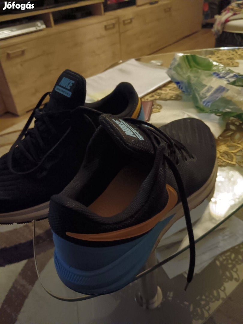 Nike cipő eladó