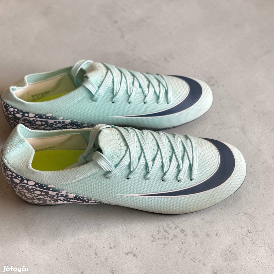 Nike csuka eladó új