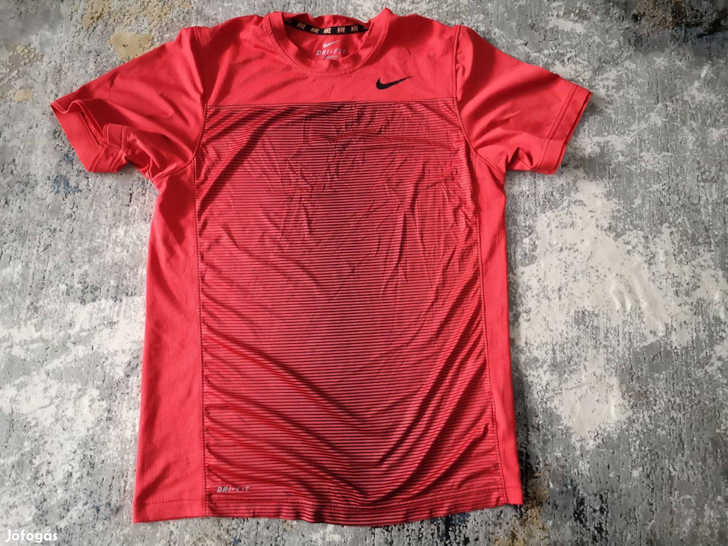 Nike dri-fit felső M méretű