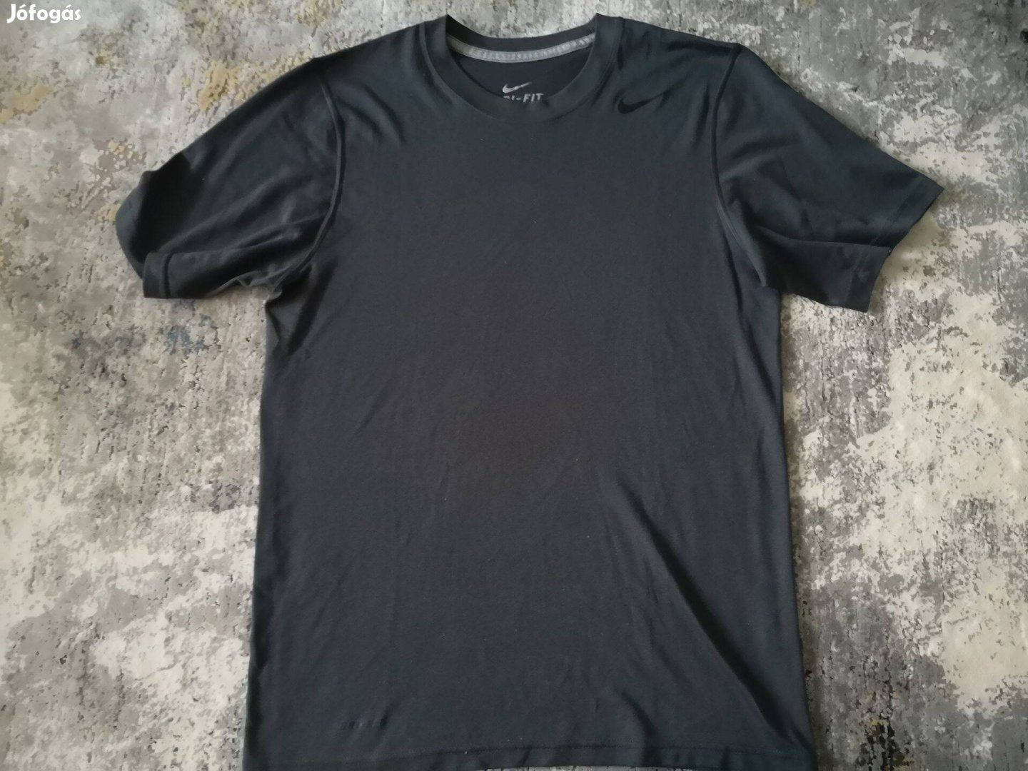 Nike dri-fit felső S méretű