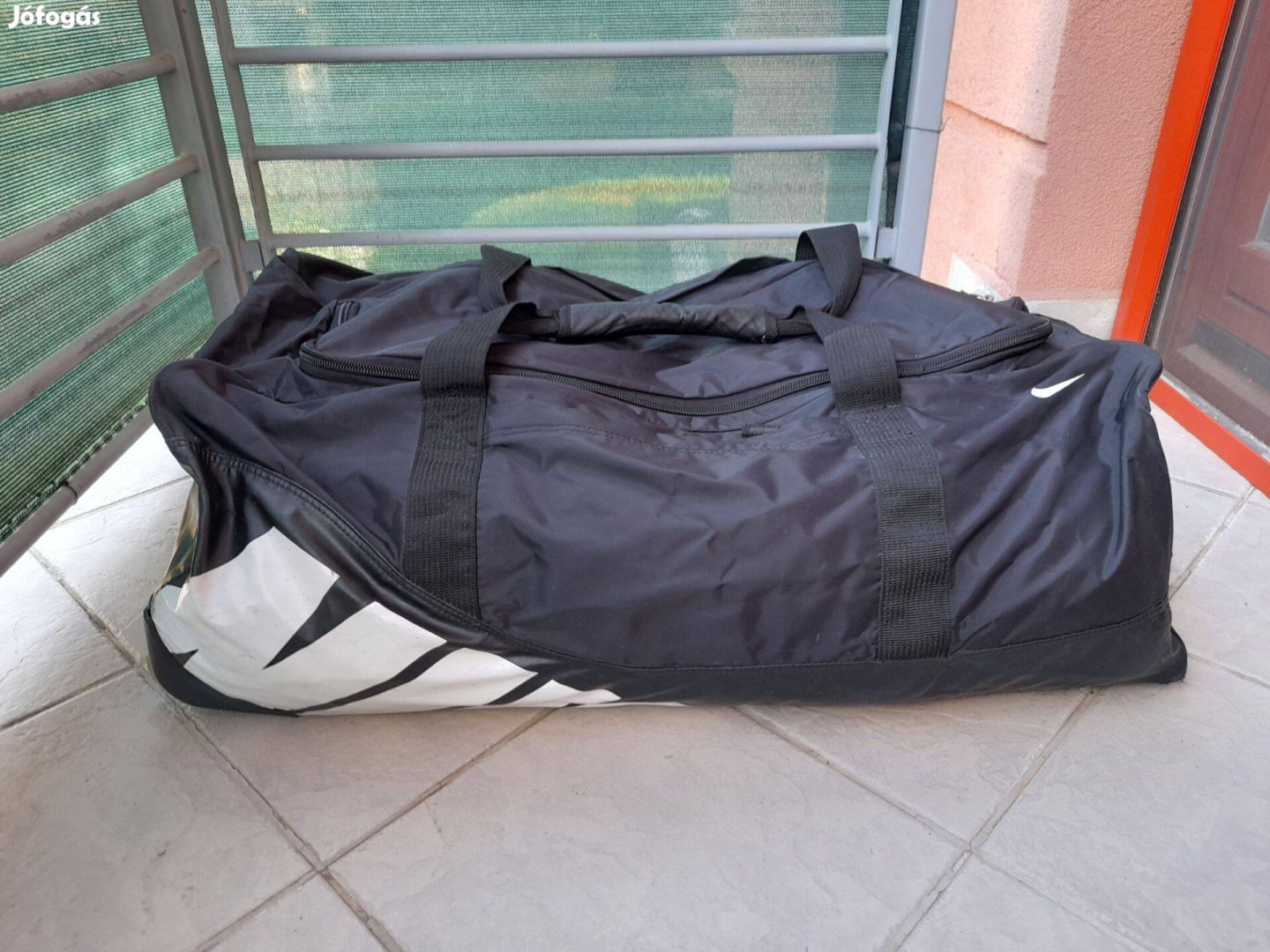 Nike duffel bag