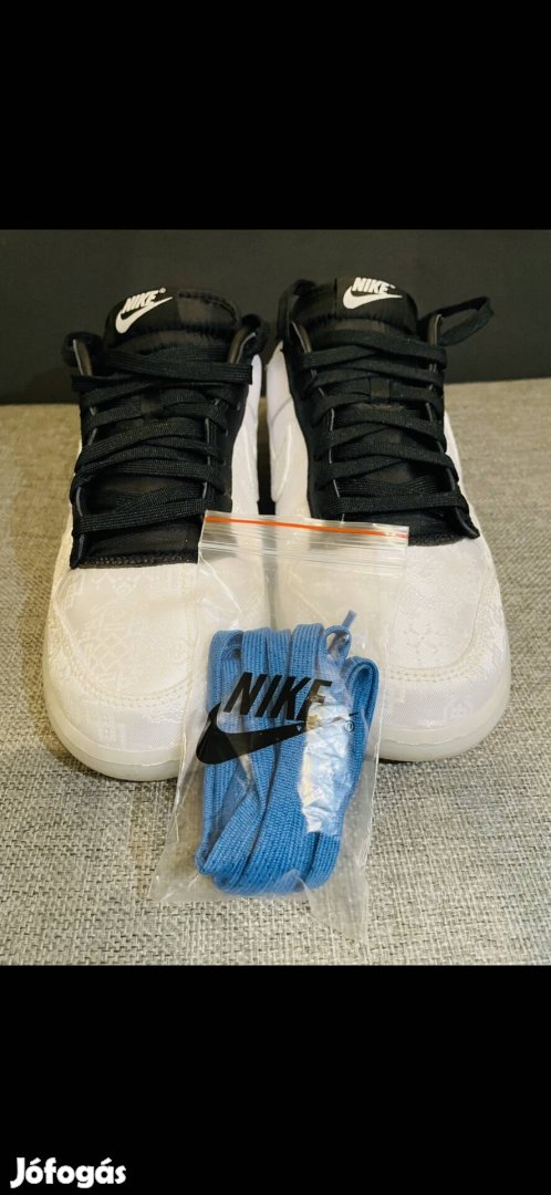 Nike dunk clot fragment