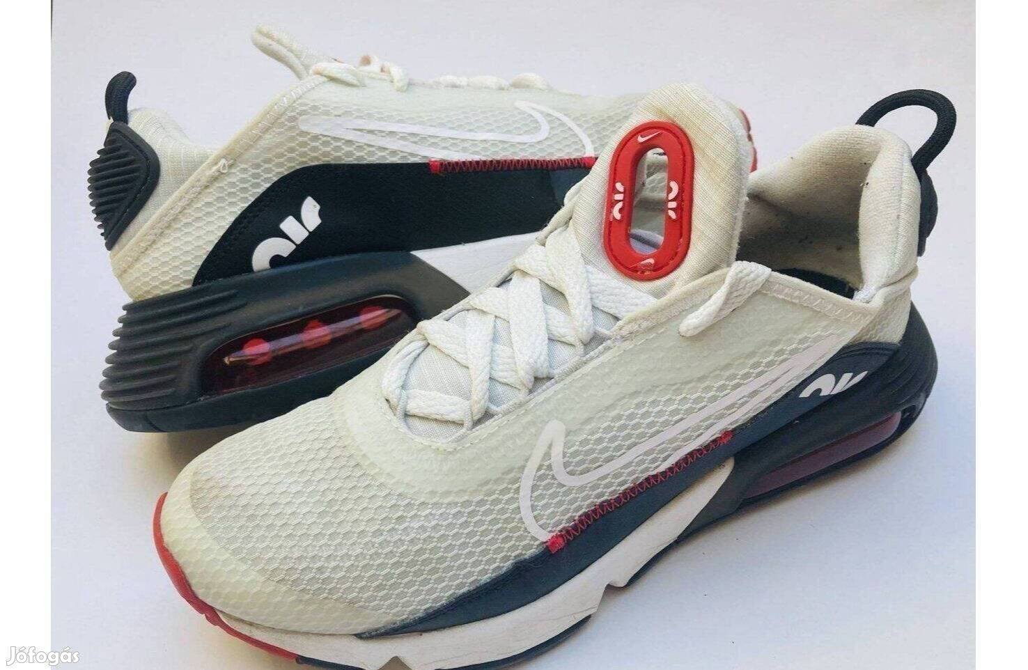 Nike eur 38,5 sportos cipő