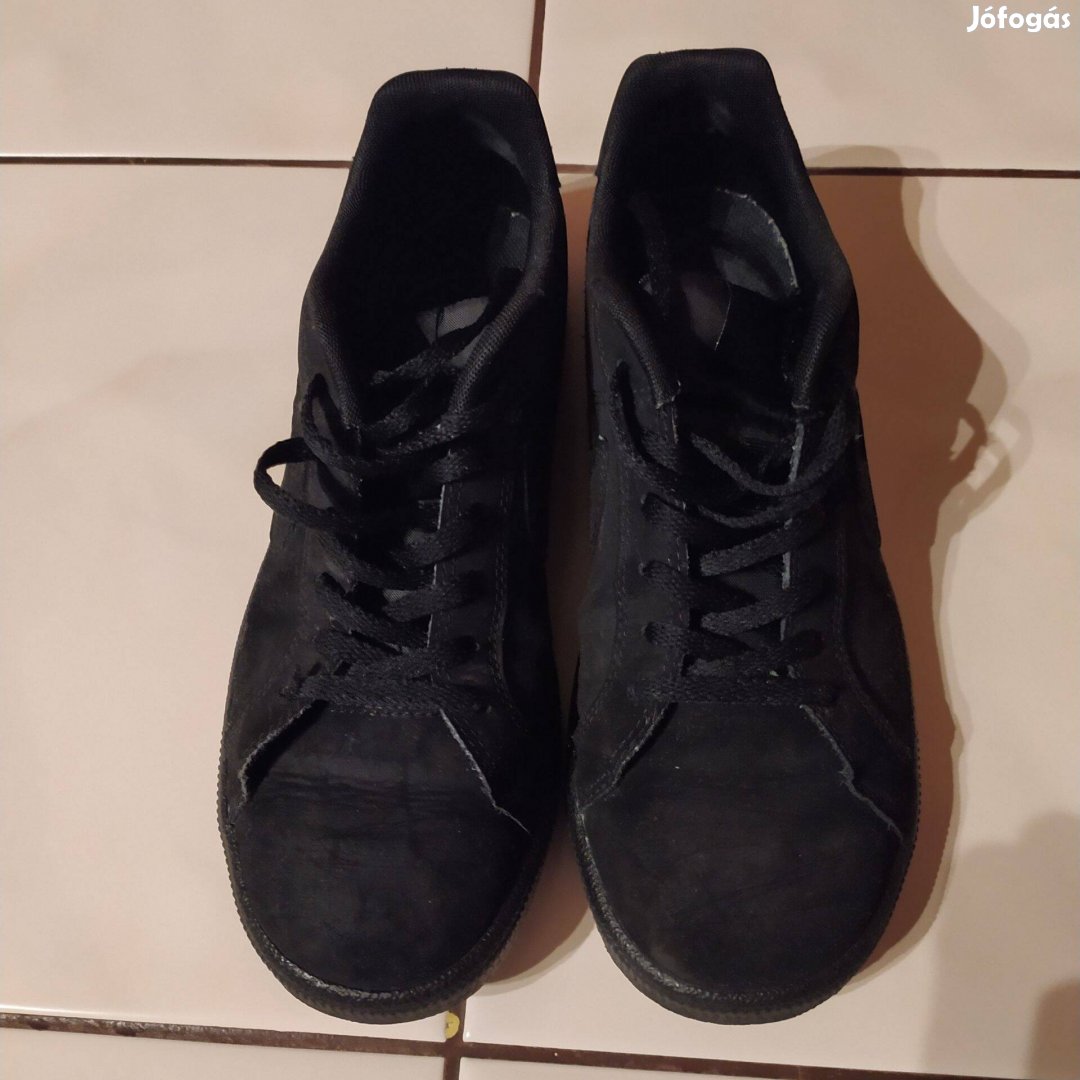 Nike fekete kamasz cipő 38,5