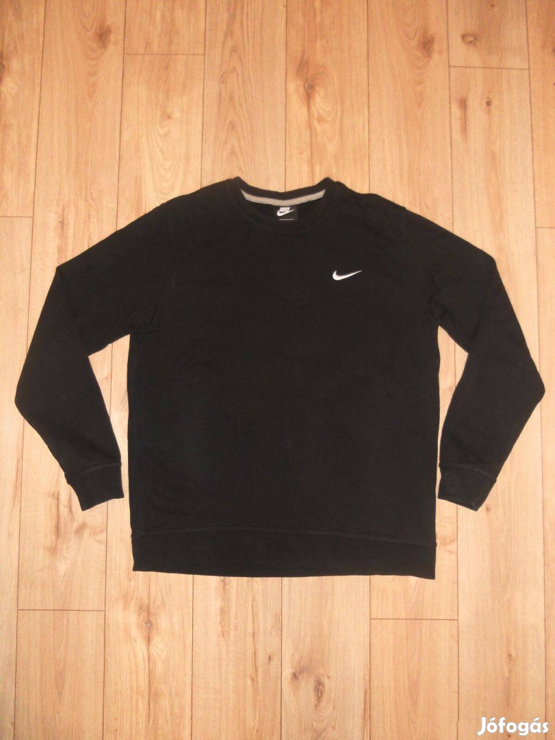 Nike fekete pulóver (XL-es)