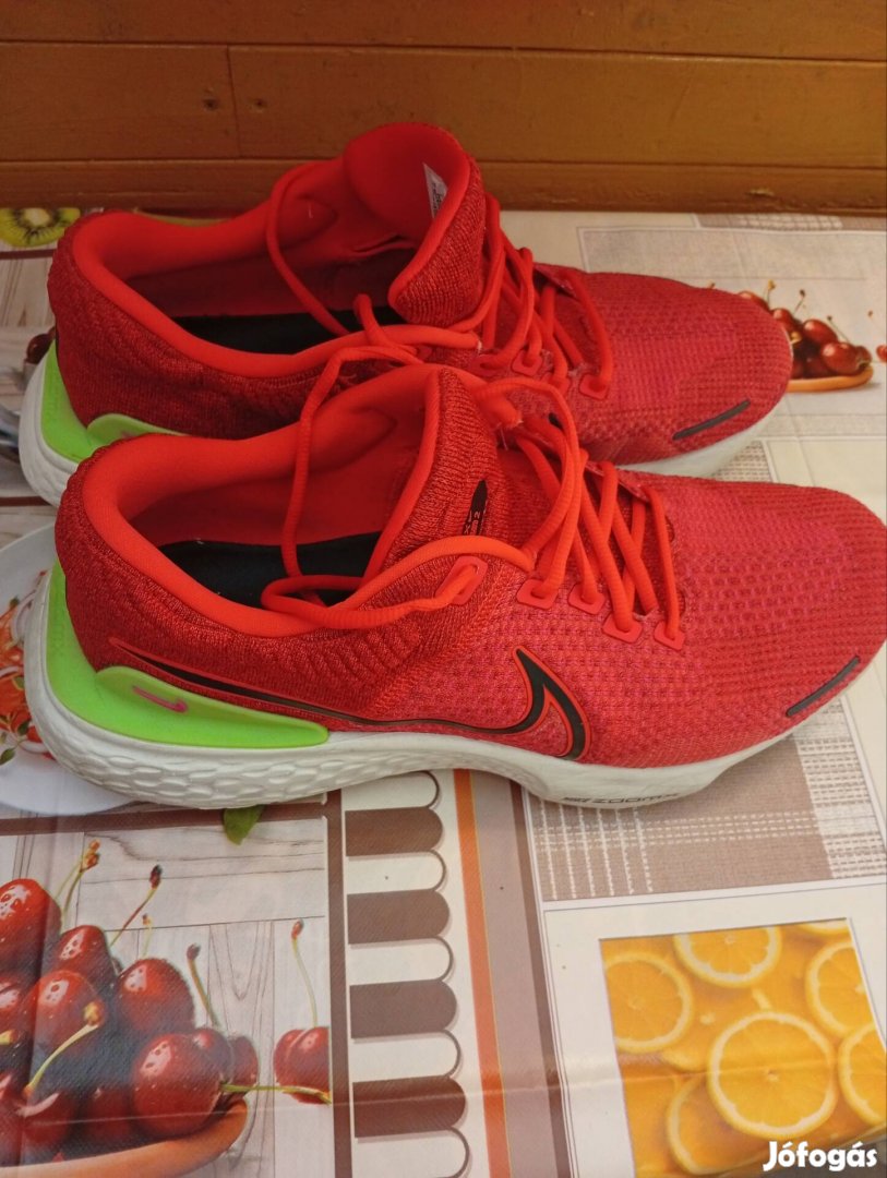 Nike férfi cipő 48.5 Méretben