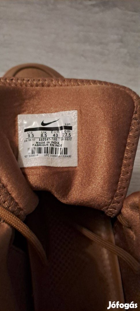 Nike férfi cipő