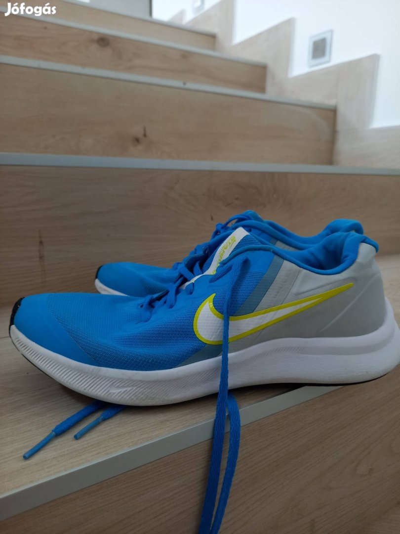 Nike fiú cipő 39es