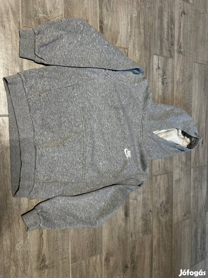 Nike fíú pulóver 147-158-as eladó