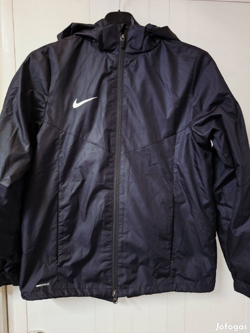 Nike fiu tavaszi dzseki 13-15-éveste