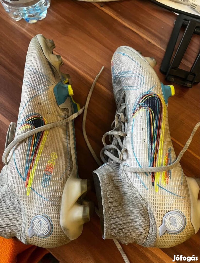 Nike foci cipő