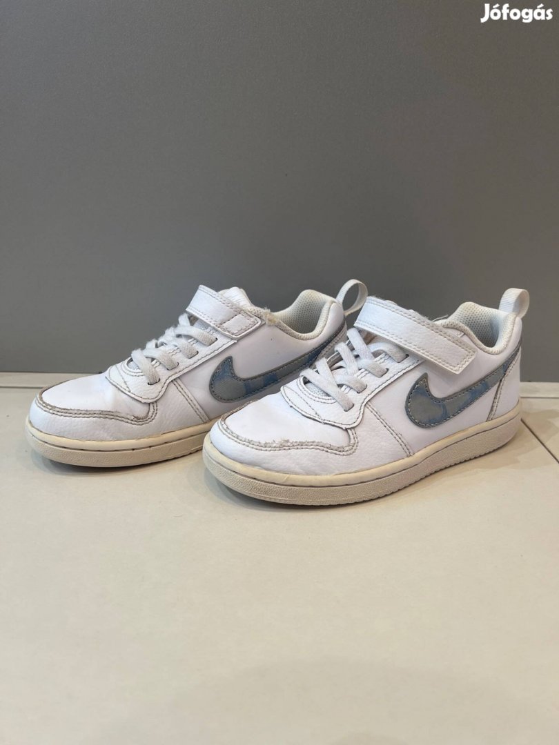 Nike gyerek cipő