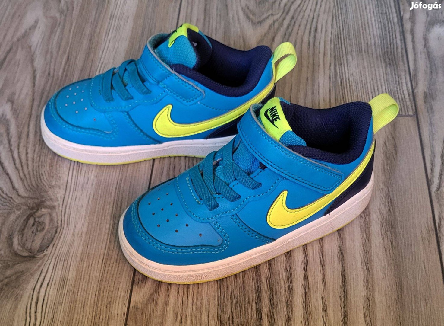 Nike gyermek ciő gyerek cipő eladó 25 ös méret