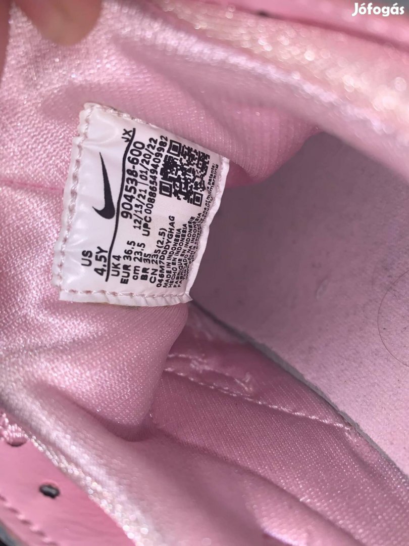 Nike huarache cipő.