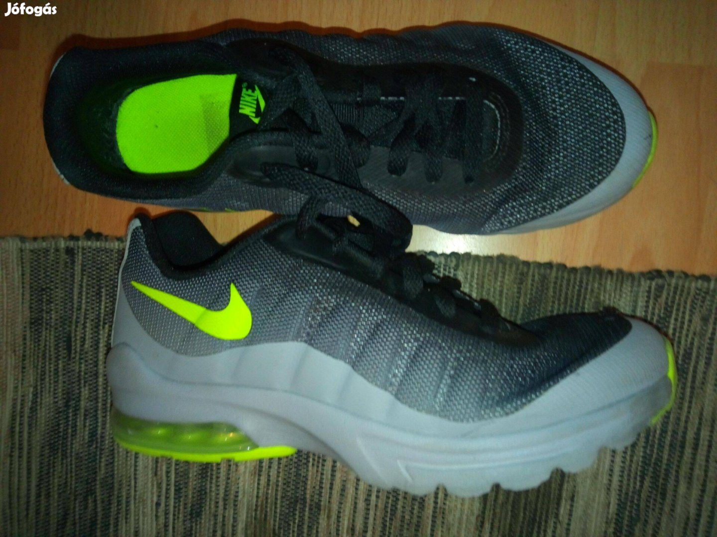 Nike invigor 38as szürke neonzold