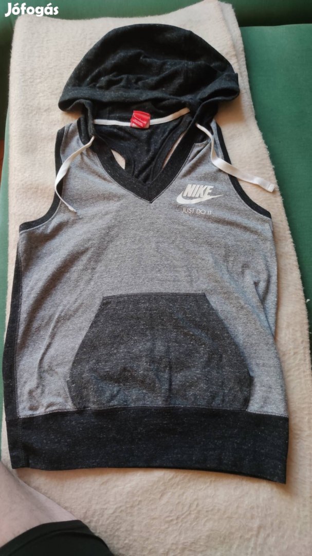 Nike kapucnis női Edzőfelső - S