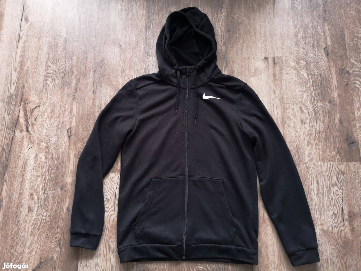 Nike kapucnis pulóver S méretű