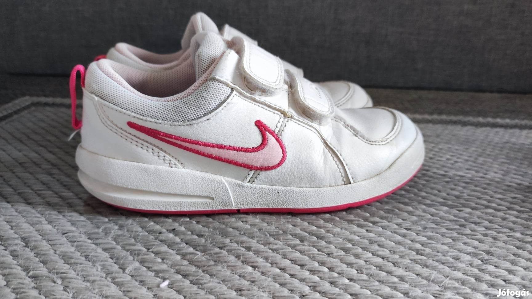 Nike kislány sportcipő, 28.5-ös, bth17.5 cm