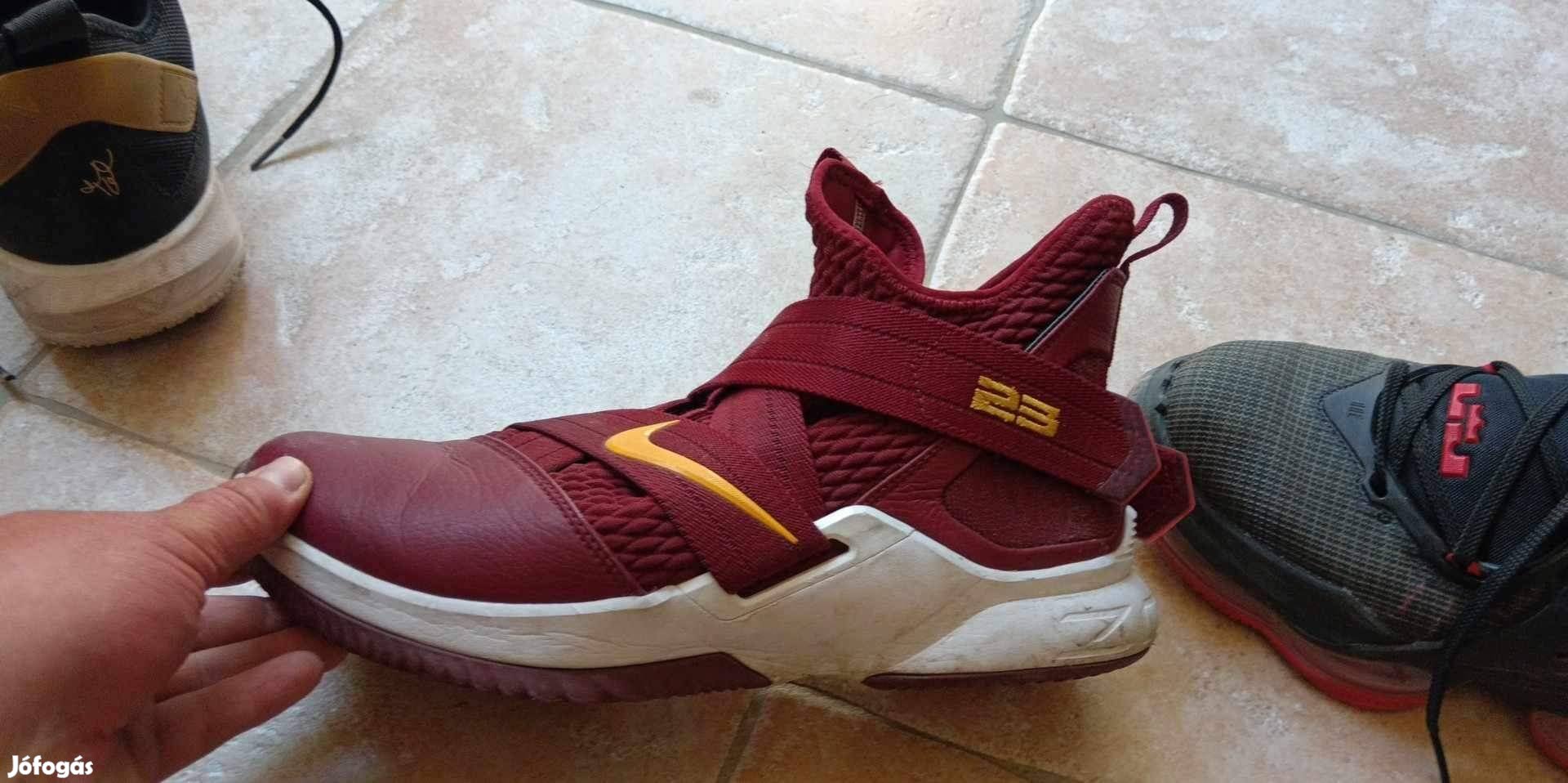 Nike lebron soldier 12