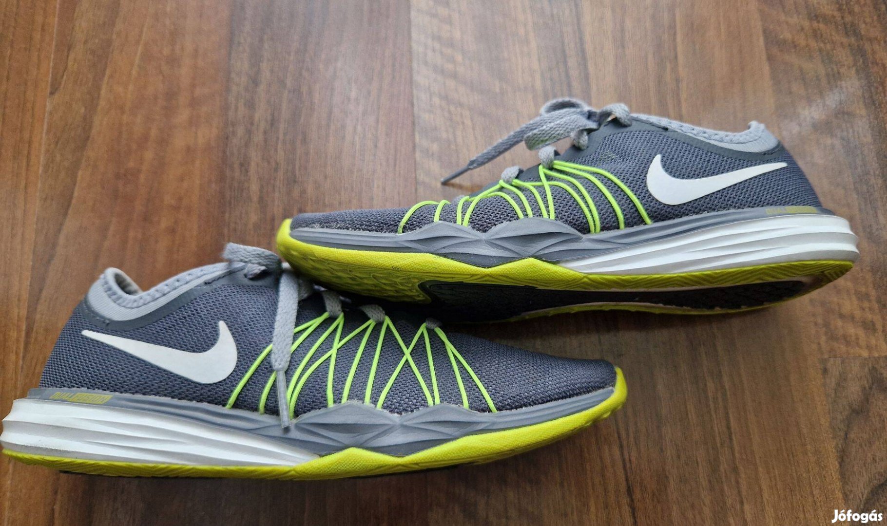 Nike női 36-os edzőcipő