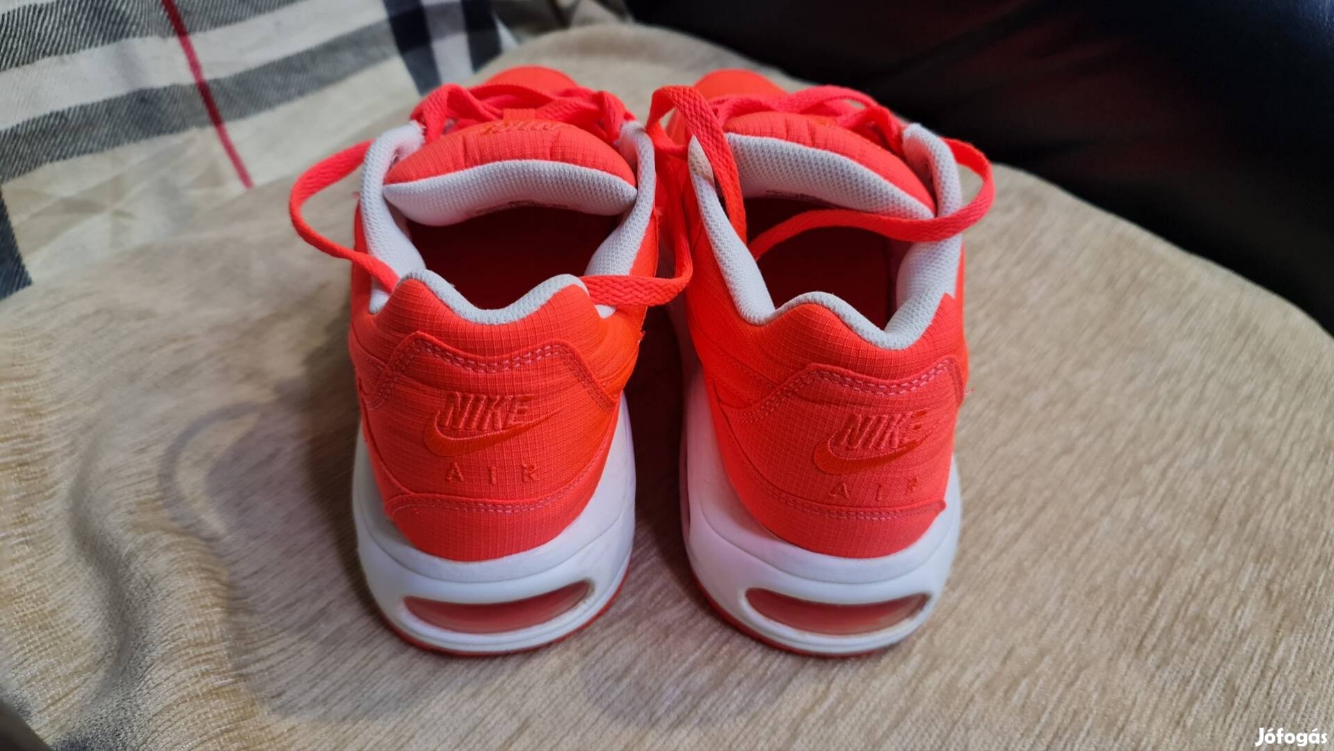 Nike női cipő (39) eladó!