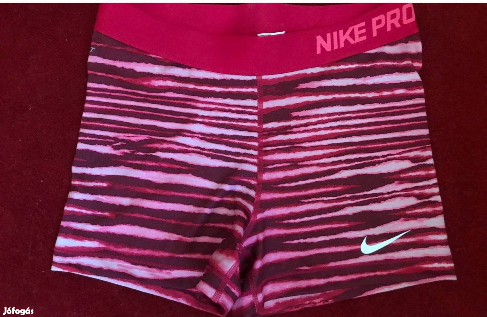 Nike női rövidnadrág