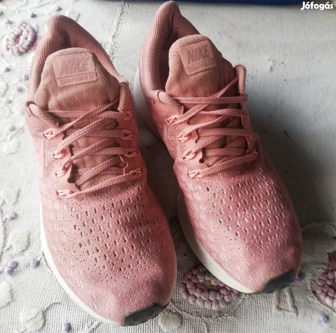 Nike pegasus 40.5 eladó 