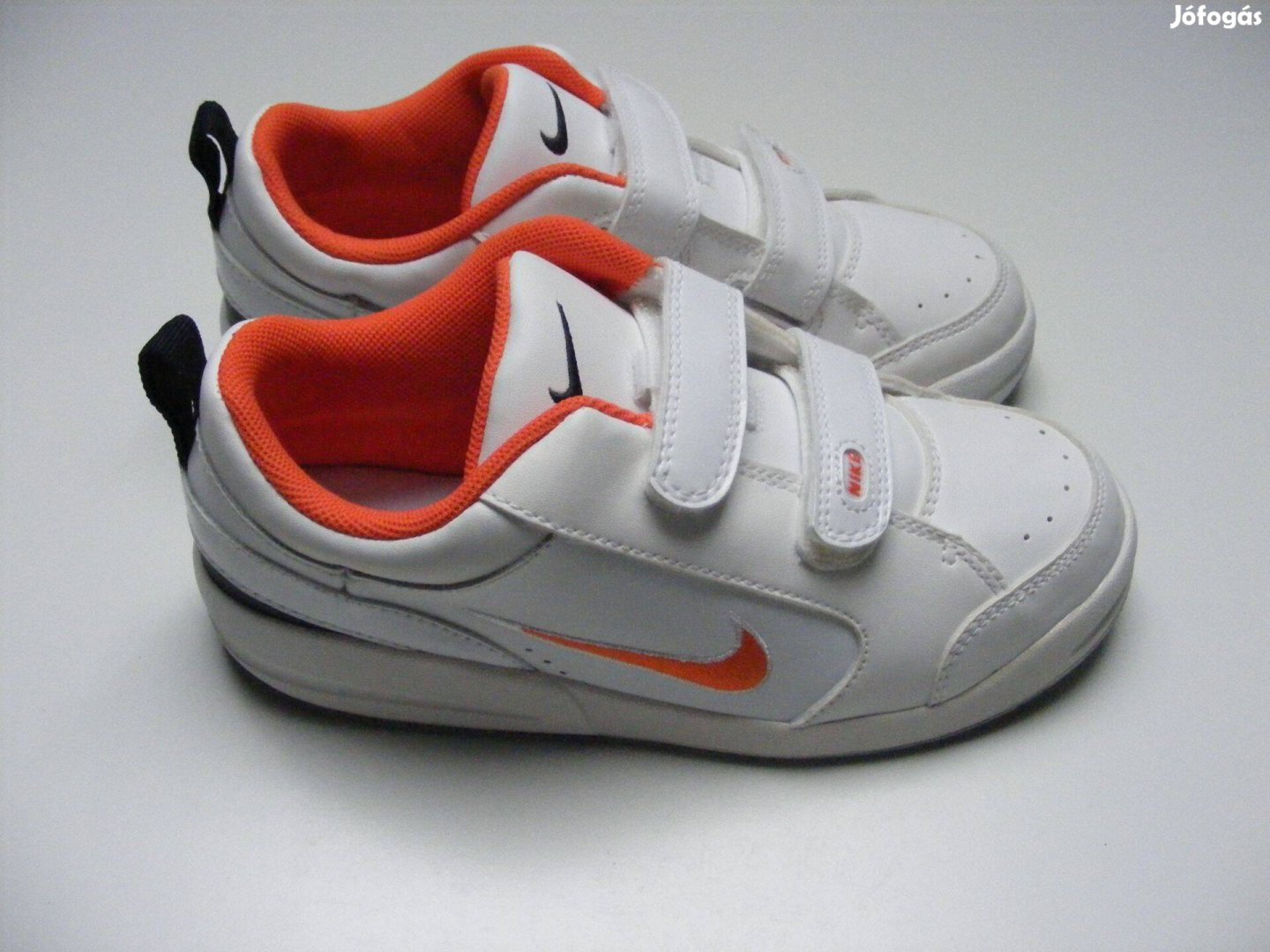 Nike pico sportcipő 32 méret, új