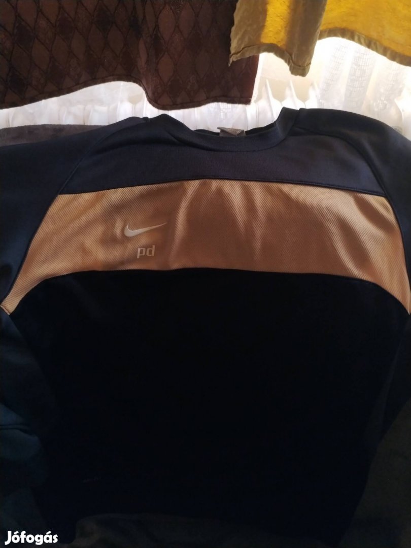 Nike pulcsi, L es méret