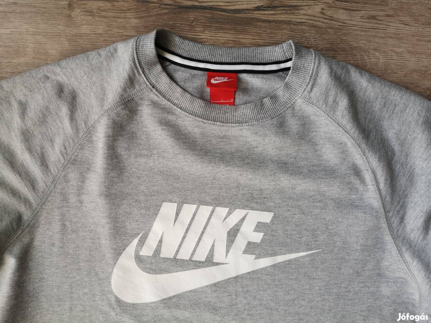 Nike pulóver L méretű