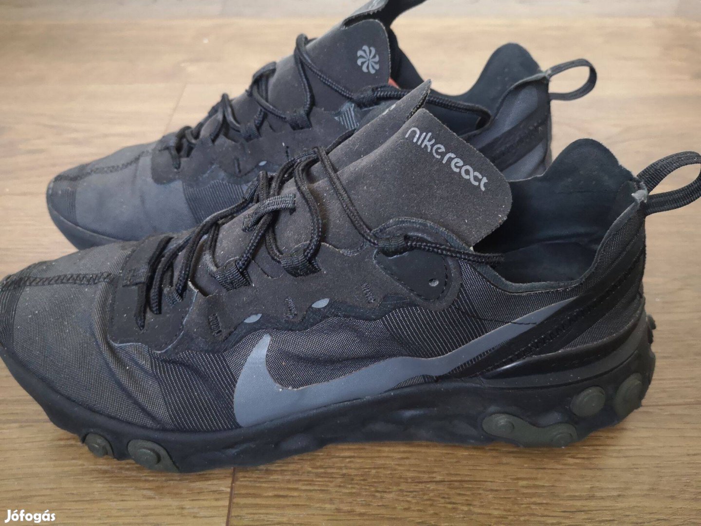 Nike react cipő 45 méretű