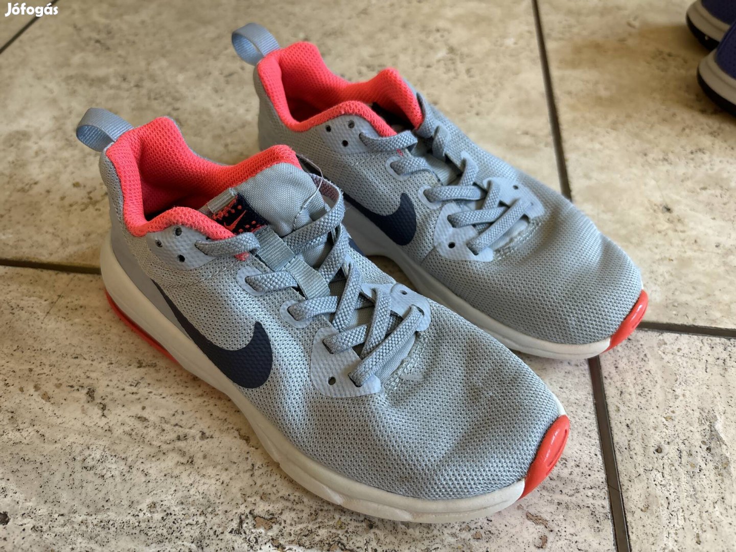 Nike sport cipő ( 31 )