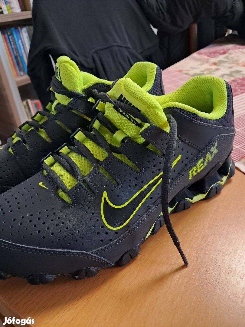 Nike sport cipő eladó 