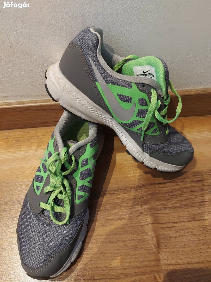 Nike sportcipő,36-os