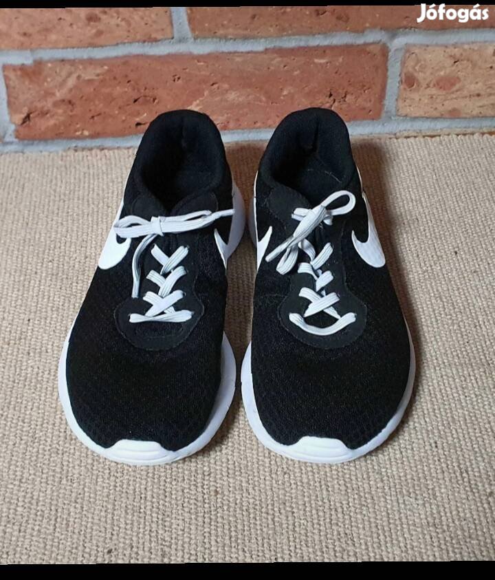 Nike sportcipő új cipő