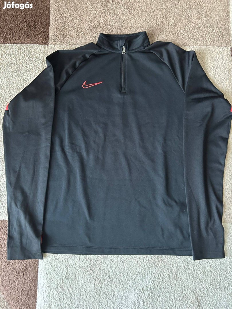 Nike sportfelső 158-170-es, gyerek XL