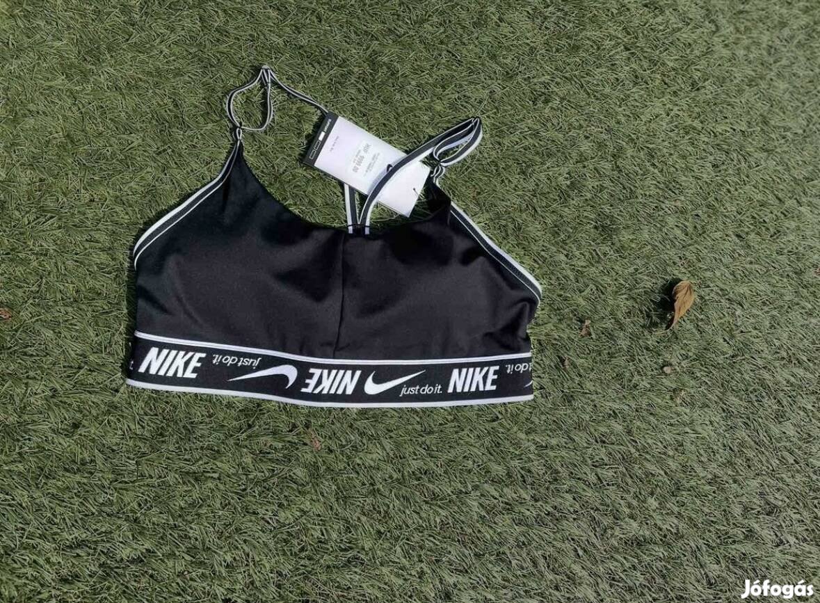 Nike sportmelltartó M, új