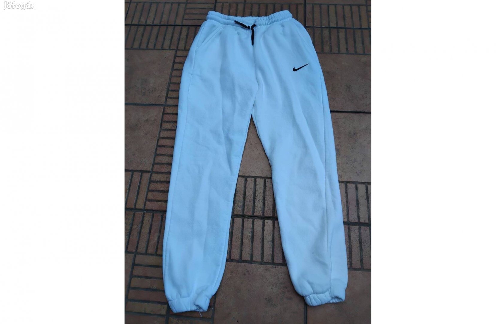 Nike szabadidő nadrág L